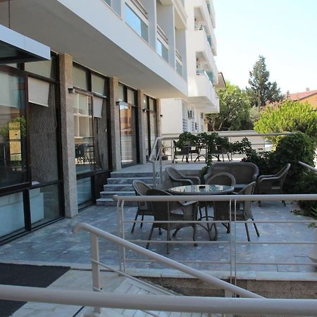 Esat Hotel Kusadası Exterior foto